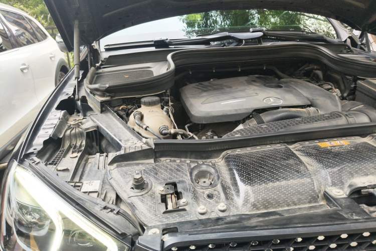 Used Mercedes-Benz GLE-Class  Engine Bay Right