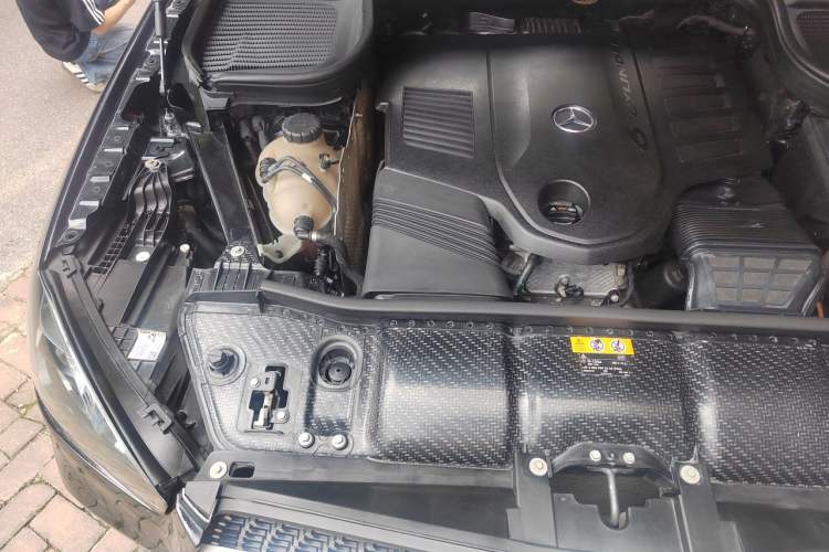 Used Mercedes-Benz GLE-Class 2019 GLE 450 U.S. specification Engine Bay Right