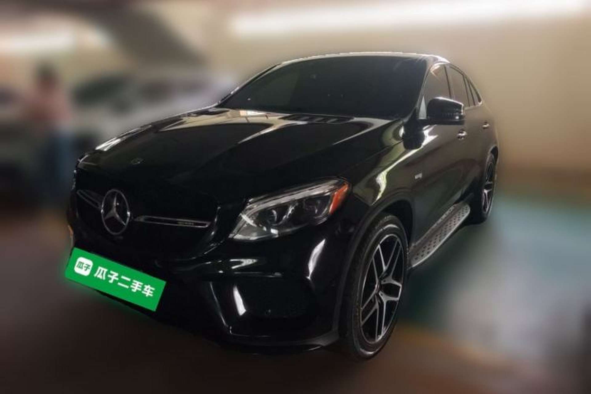 Used Mercedes-Benz GLE-Class  Front Left 45 Deg