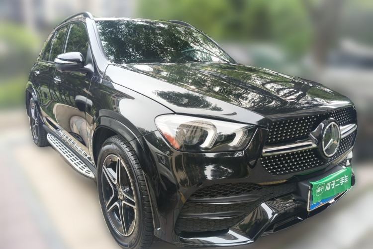 Used Mercedes-Benz GLE-Class  Front Right 45 Deg