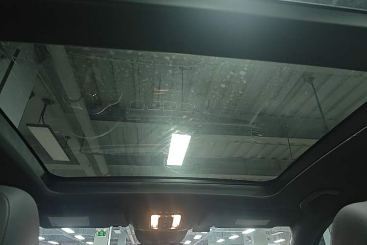 Used Mercedes-Benz GLE-Class  Headliner