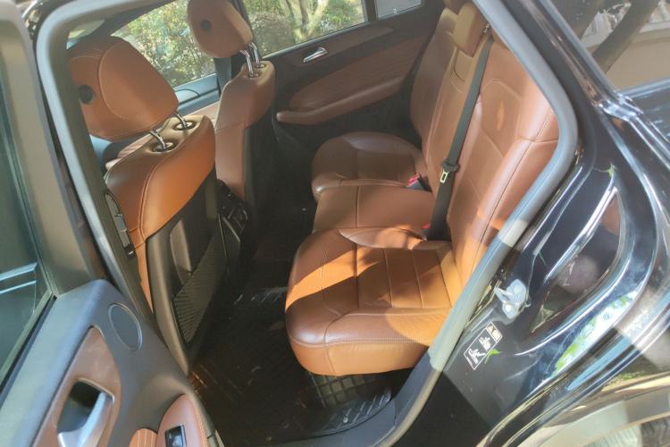 Used Mercedes-Benz GLE-Class  Left Rear Seat