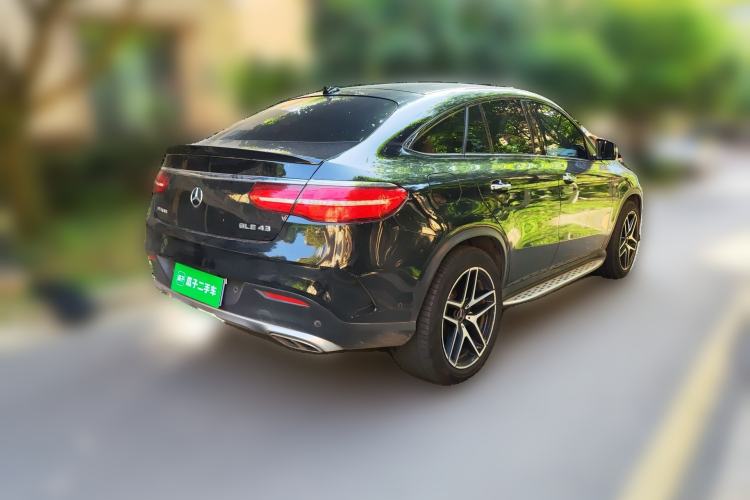 Used Mercedes-Benz GLE-Class  Rear Right 45 Deg