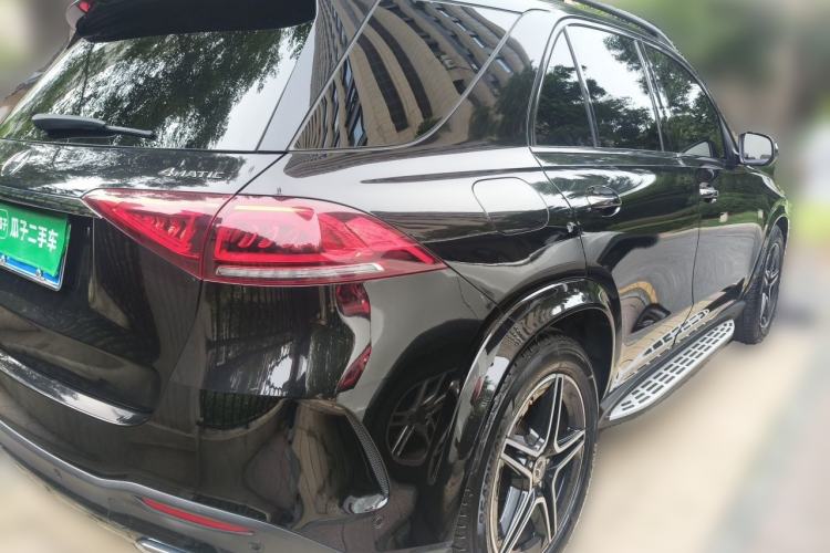 Used Mercedes-Benz GLE-Class  Rear Right 45 Deg