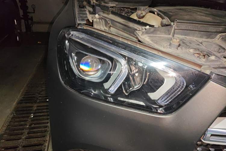 Used Mercedes-Benz GLE-Class 2019 GLE 450 U.S. specification Right Front Headlight