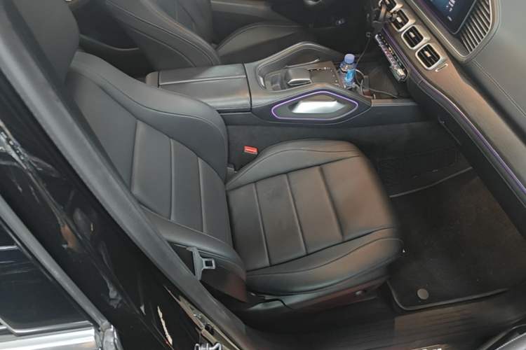 Used Mercedes-Benz GLE-Class  Right Front Seat