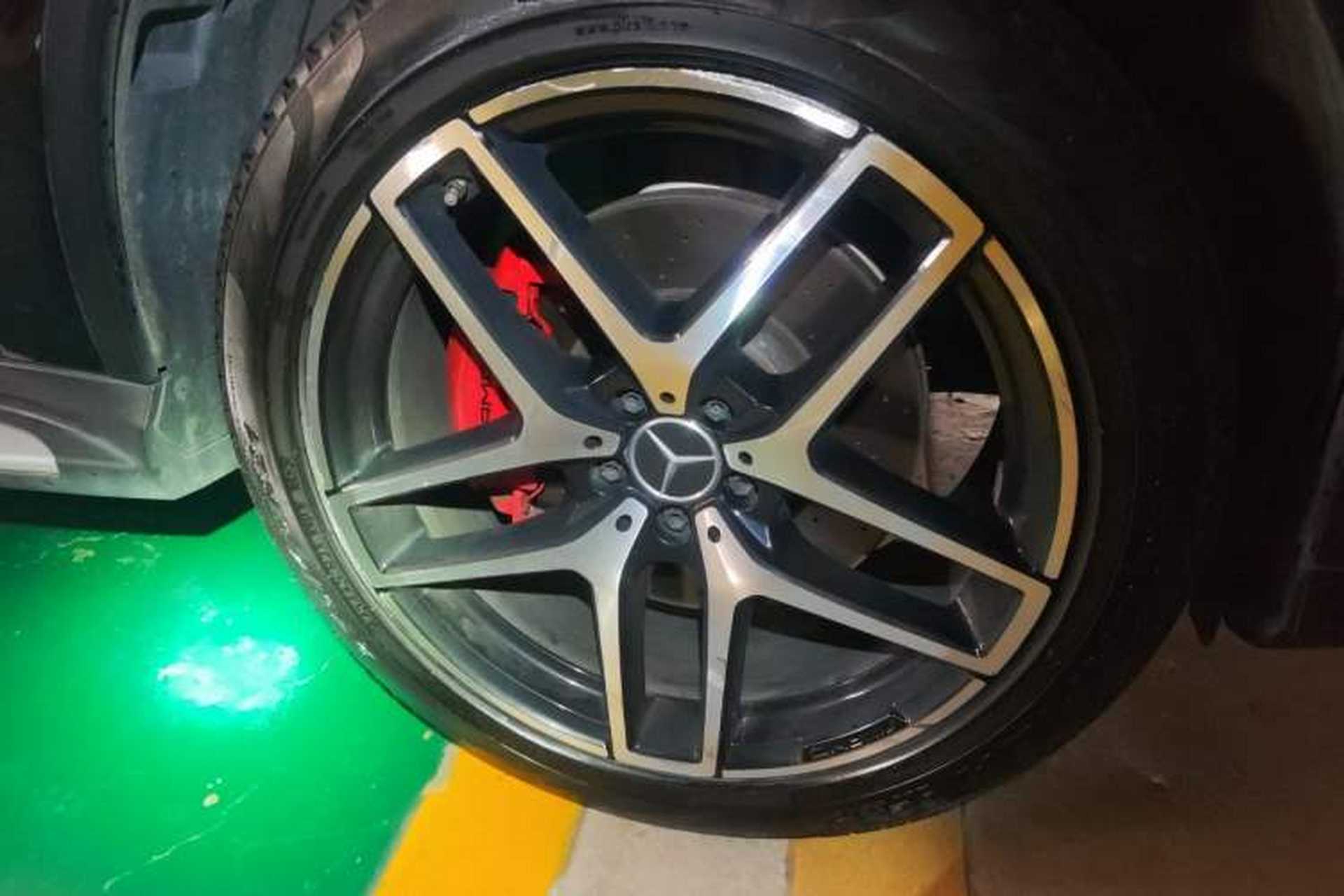 Used Mercedes-Benz GLE-Class  Right Front Wheel Hub
