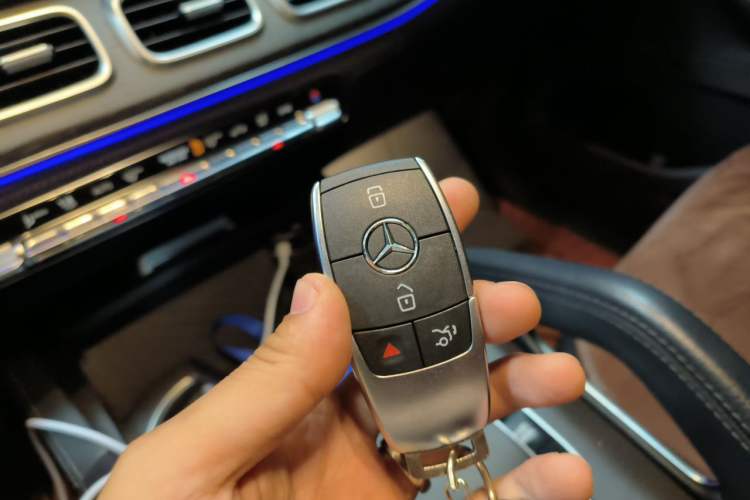 Used Mercedes-Benz GLE-Class  Vehicle Key