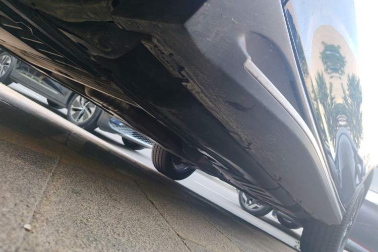 Used Mercedes-Benz GLE-Class 2019 GLE 350 d 4MATIC Chassis Front Left
