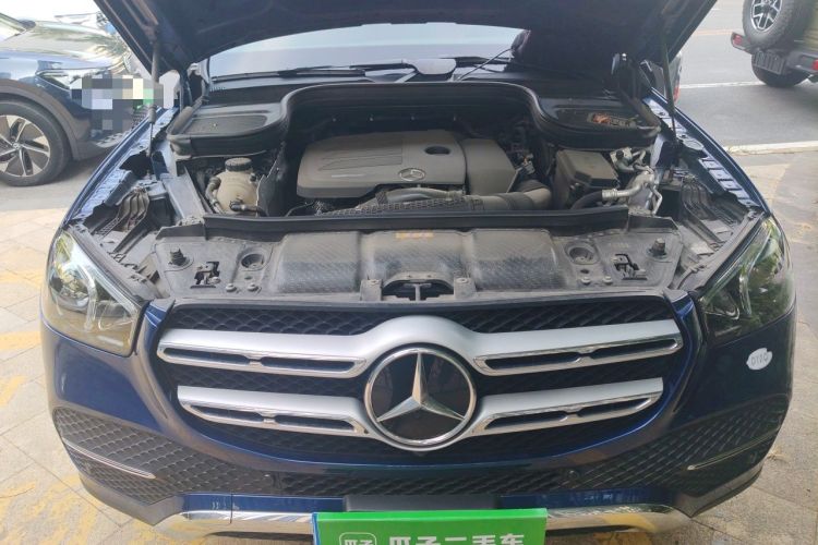 Used Mercedes-Benz GLE-Class 2019 GLE 350 d 4MATIC Engine Bay