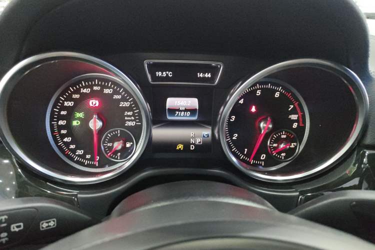 Used Mercedes-Benz GLE-Class 2019 GLE 400 4MATIC Exclusive Edition Instrument Cluster