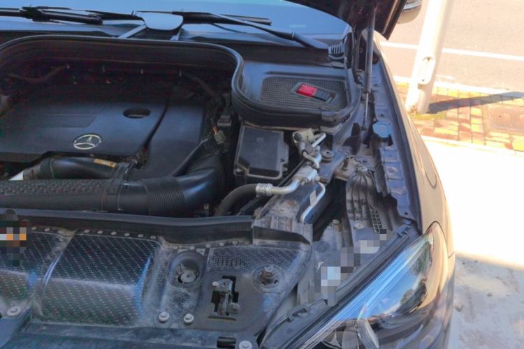 Used Mercedes-Benz GLE-Class 2020 GLE 350 4MATIC Dynamic Edition Special Version Engine Bay Left