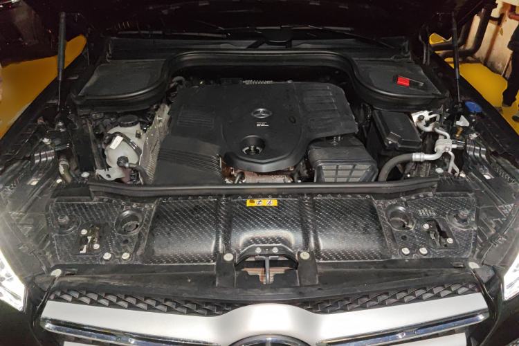 Used Mercedes-Benz GLE-Class 2020 GLE 450 4MATIC Stylish Model Engine Bay