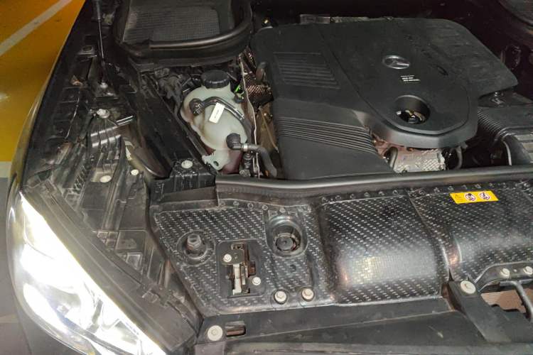 Used Mercedes-Benz GLE-Class 2020 GLE 450 4MATIC Stylish Model Engine Bay Right