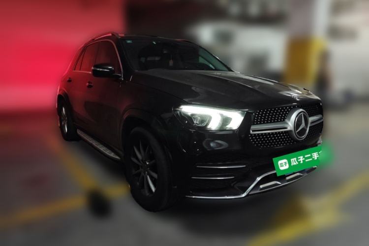 Used Mercedes-Benz GLE-Class 2020 GLE 350 4MATIC Stylish Model Front Right 45 Deg