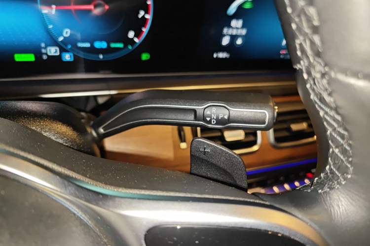 Used Mercedes-Benz GLE-Class 2020 GLE 450 4MATIC Stylish Model Gear Lever