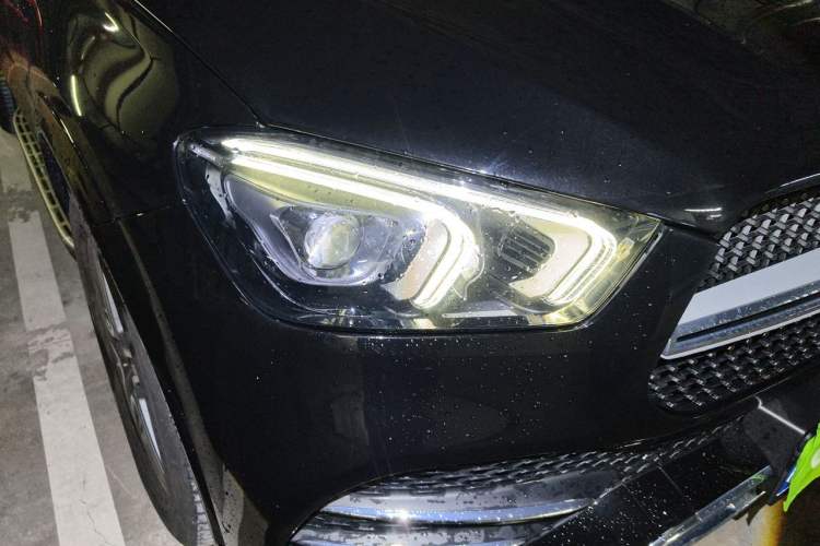 Used Mercedes-Benz GLE-Class  Right Front Headlight