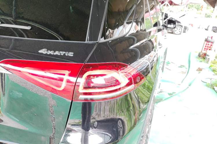 Used Mercedes-Benz GLE-Class 2020 GLE 350 U.S. specification Right Rear Taillight