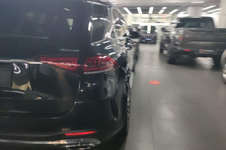 Used Mercedes-Benz GLE-Class 2020 GLE 350 U.S. specification Right Rear Taillight