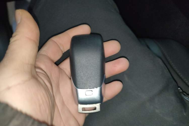 Used Mercedes-Benz GLE-Class 2020 GLE 350 U.S. specification Vehicle Key
