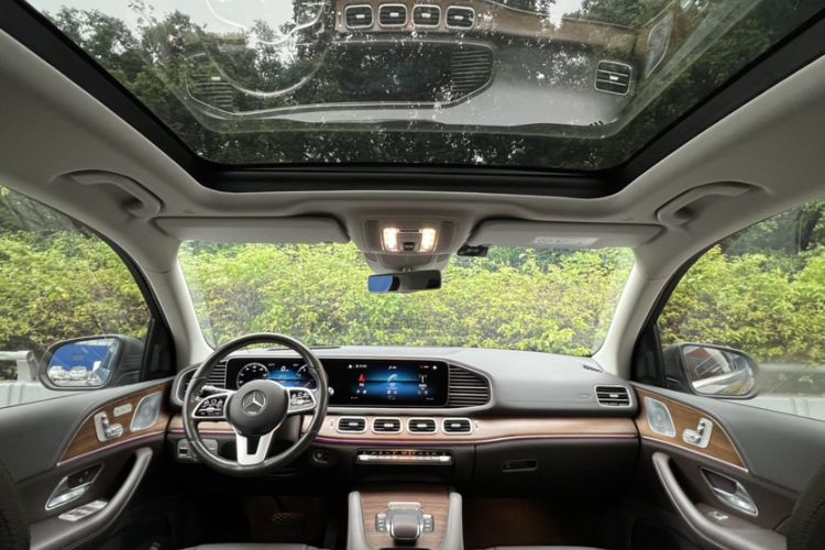 Used Mercedes-Benz GLE-Class 2020 GLE 450 U.S. specification Interior 3