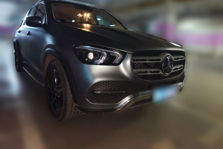 Used Mercedes-Benz GLE-Class 2020 GLE 450 4MATIC Stylish Model Front Right 45 Deg