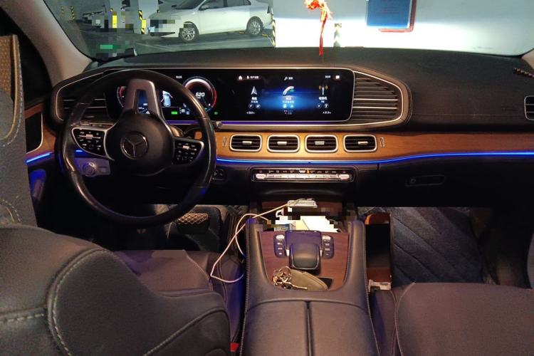 Used Mercedes-Benz GLE-Class  Center Console