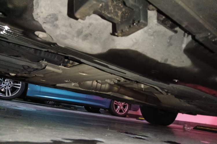 Used Mercedes-Benz GLE-Class  Chassis Front Left