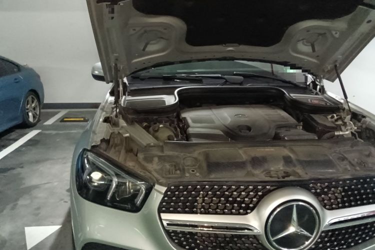 Used Mercedes-Benz GLE-Class  Engine Bay Right