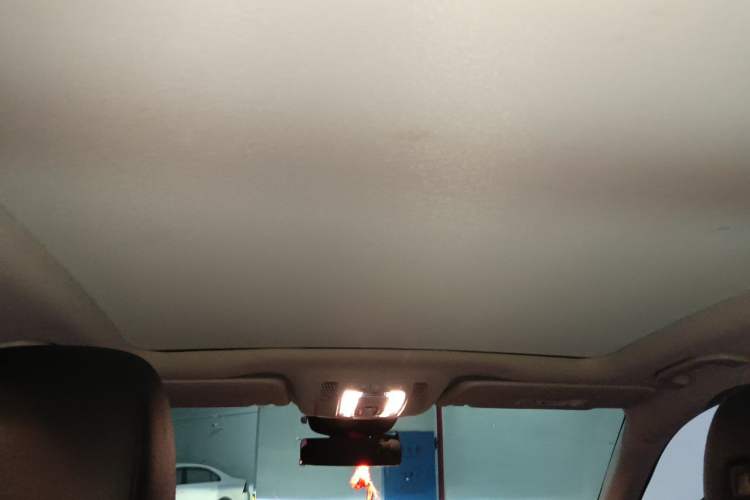 Used Mercedes-Benz GLE-Class  Headliner
