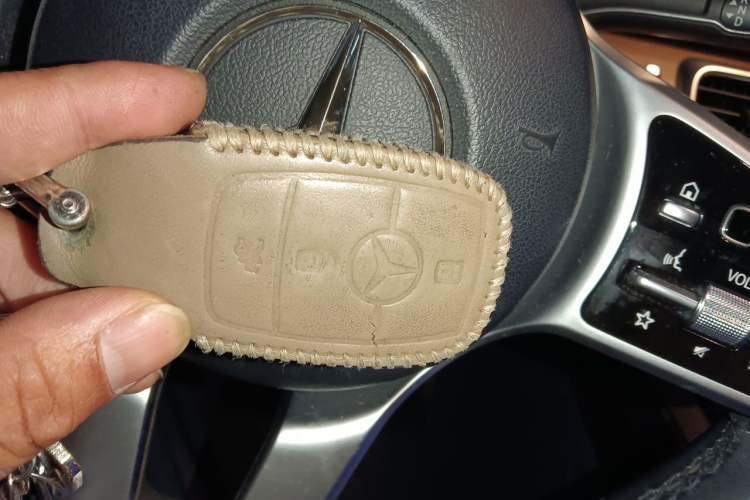 Used Mercedes-Benz GLE-Class  Vehicle Key
