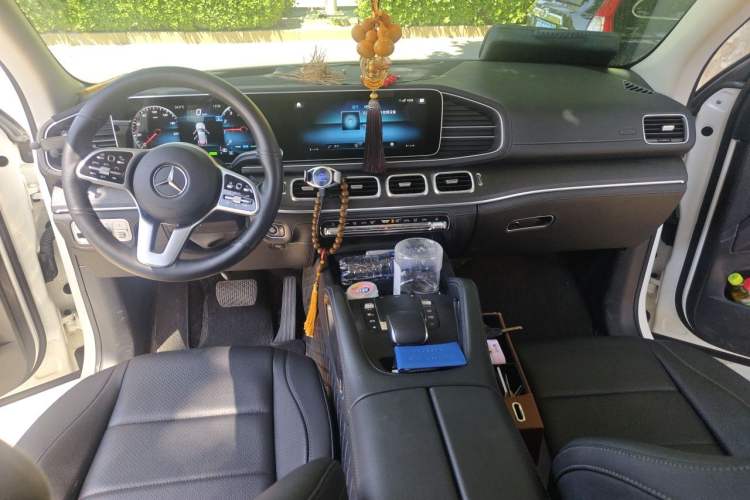 Used Mercedes-Benz GLE-Class 2020 GLE 450 U.S. specification Center Console
