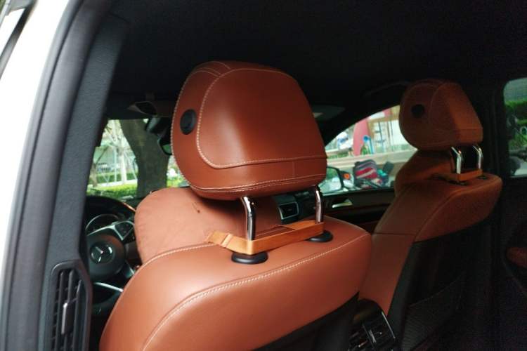 Used Mercedes-Benz GLE-Class  Headliner
