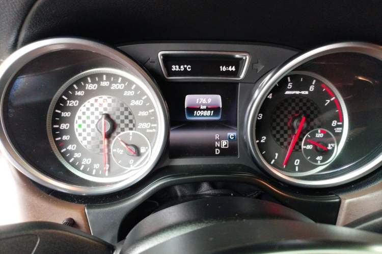 Used Mercedes-Benz GLE-Class  Instrument Cluster