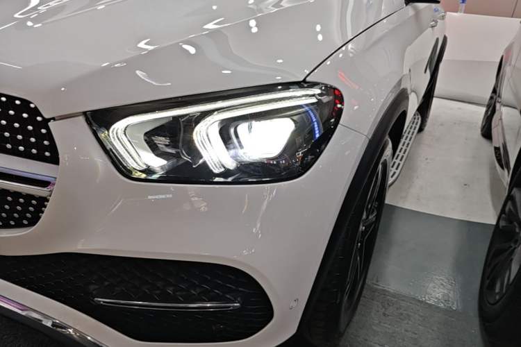 Used Mercedes-Benz GLE-Class  Left Front Headlight