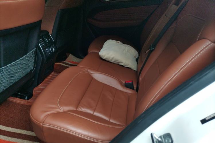 Used Mercedes-Benz GLE-Class  Left Rear Seat