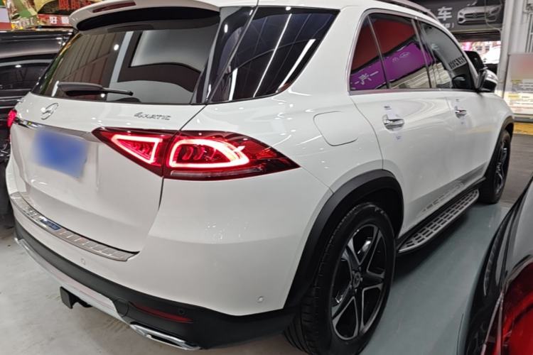 Used Mercedes-Benz GLE-Class  Rear Right 45 Deg