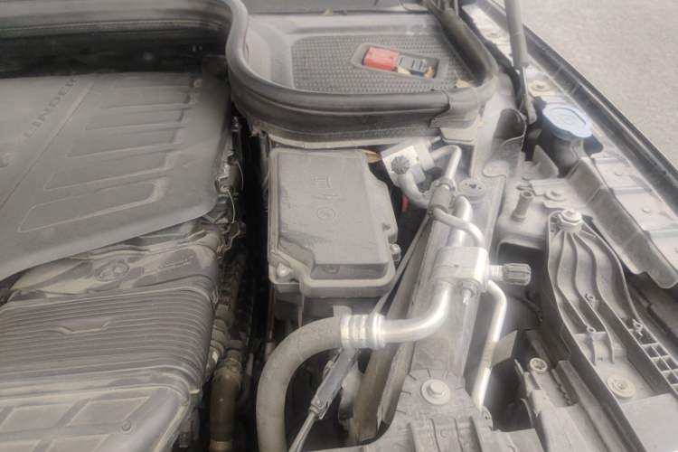 Used Mercedes-Benz GLE-Class 2021 GLE 450 4MATIC AMG Line Engine Bay Left