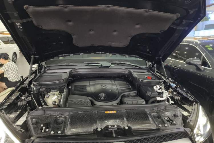 Used Mercedes-Benz GLE-Class 2021 GLE 450 4MATIC AMG Line Engine Bay