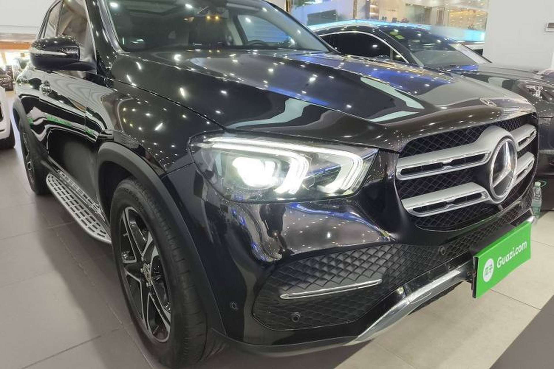 Used Mercedes-Benz GLE-Class 2021 GLE 450 4MATIC AMG Line Exterior 2