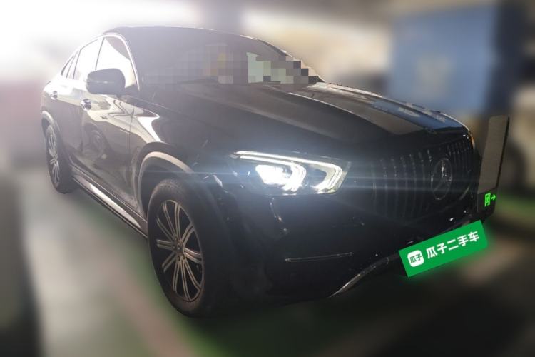 Used Mercedes-Benz GLE-Class  Front Right 45 Deg