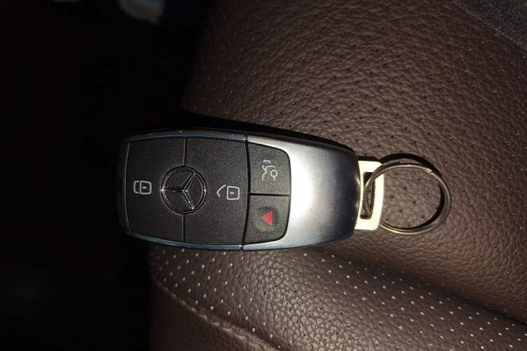 Used Mercedes-Benz GLE-Class 2021 GLE 450 4MATIC AMG Line Interior 1