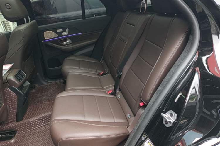 Used Mercedes-Benz GLE-Class 2021 GLE 350 4MATIC Dynamic Edition Left Rear Seat