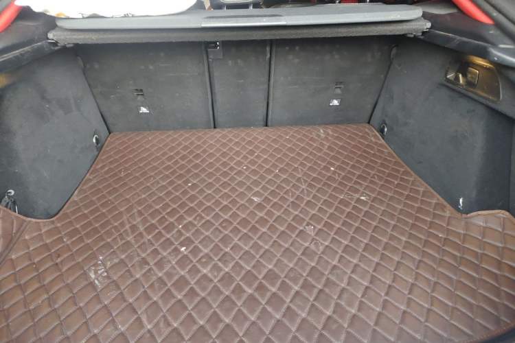 Used Mercedes-Benz GLE-Class  Trunk