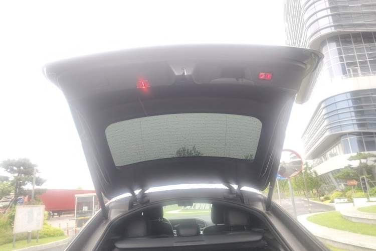 Used Mercedes-Benz GLE-Class 2021 GLE 450 4MATIC AMG Line Trunk