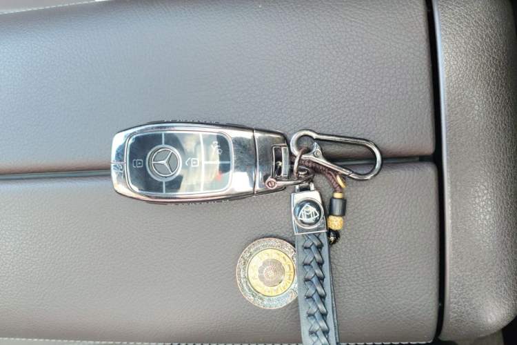 Used Mercedes-Benz GLE-Class  Vehicle Key