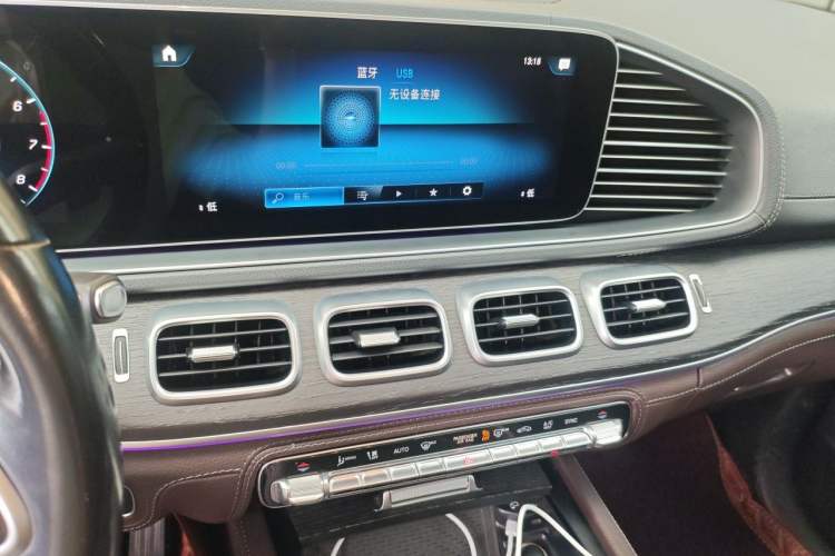 Used Mercedes-Benz GLE-Class  Audio And AC Panel