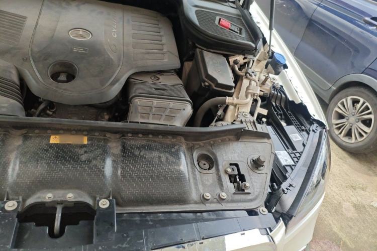 Used Mercedes-Benz GLE-Class  Engine Bay Left