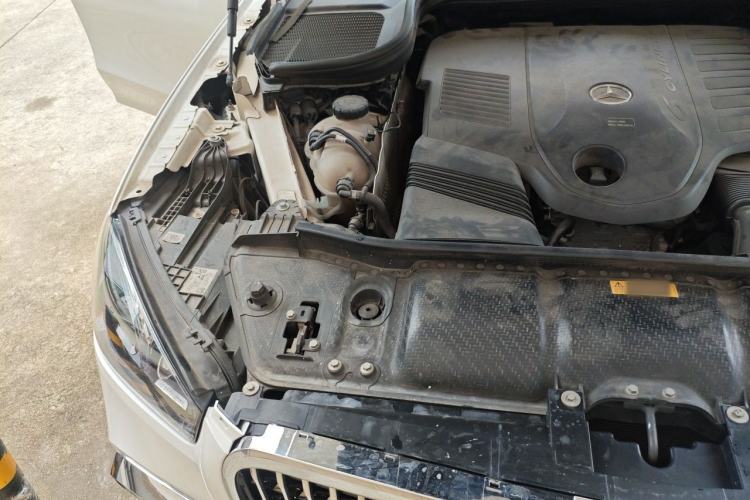 Used Mercedes-Benz GLE-Class  Engine Bay Right