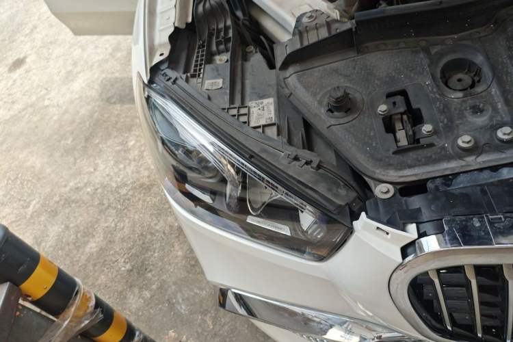 Used Mercedes-Benz GLE-Class  Right Front Headlight
